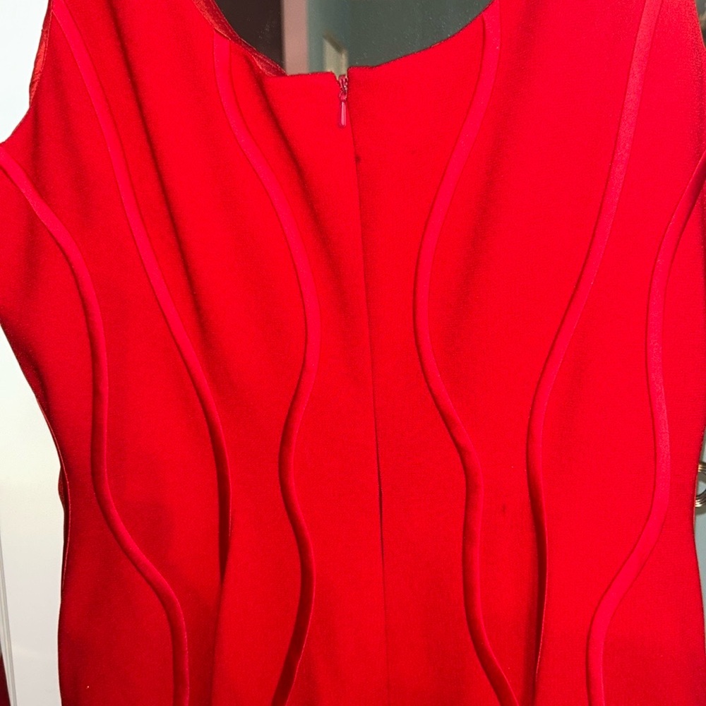 Super Sexy Dress for Christmas Parties etc.
Ann Tjian for Kenar, Size 8 - Picture 4 of 4